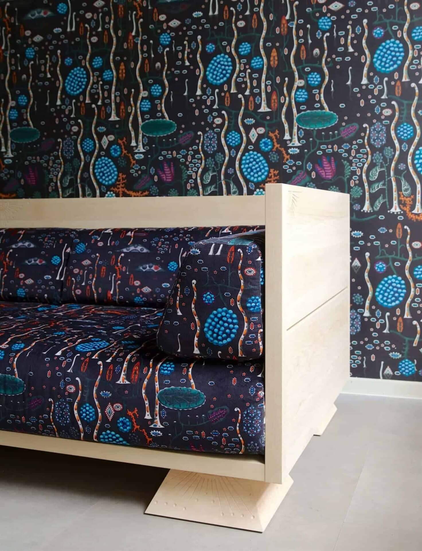 Klaus Haapaniemi voor Björk