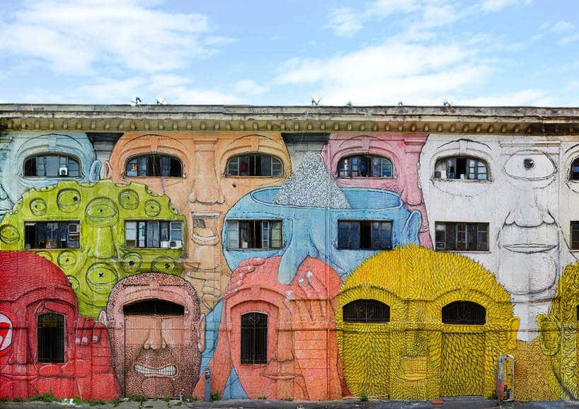 Kunstenaar Blu geeft een gebouw in Rome vele gezichten