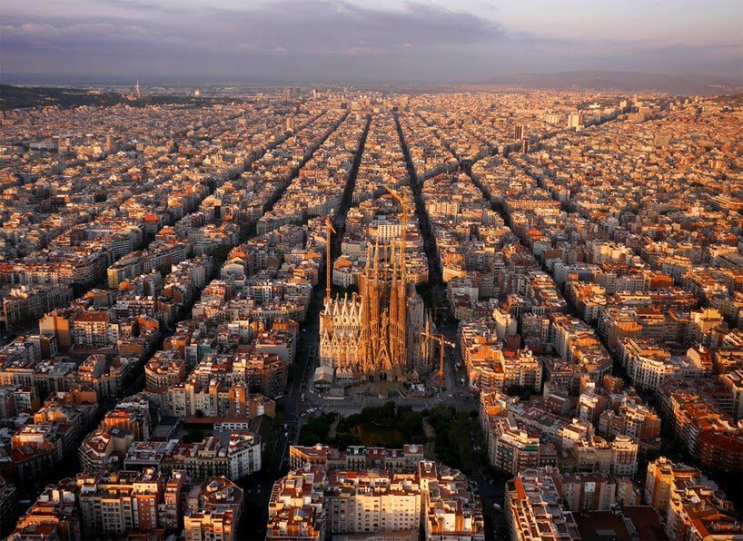 De Sagrada Familia en omgeving