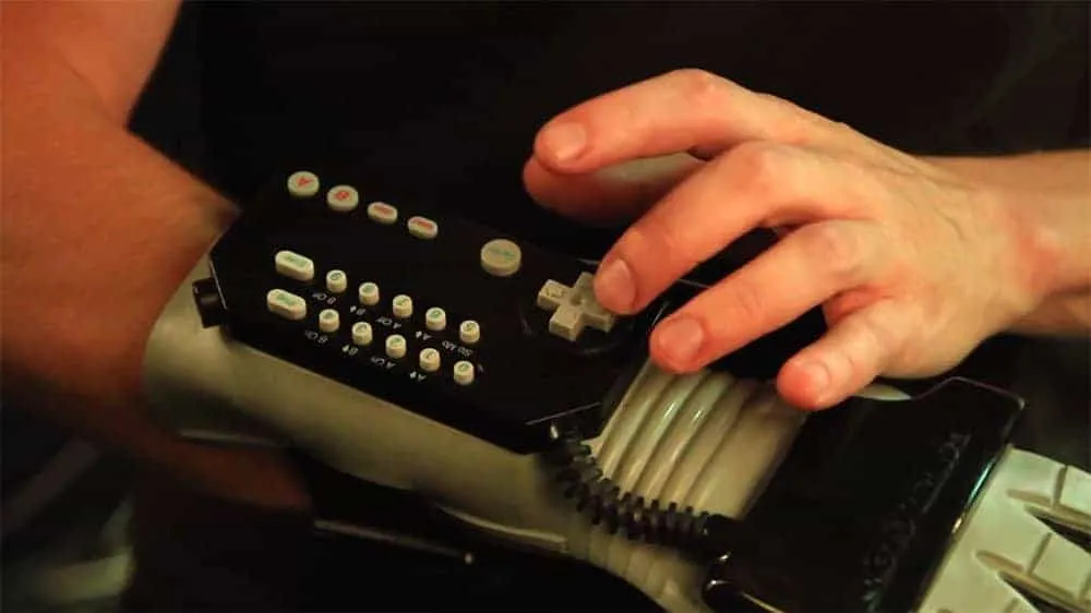 Dillon Markey bedenkt nieuwe functie voor de Nintendo Power Glove