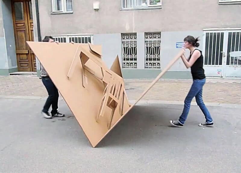 pop-up-meubel van karton