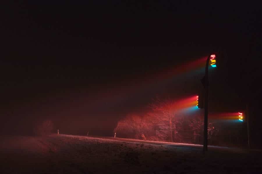 stoplicht in de mist
